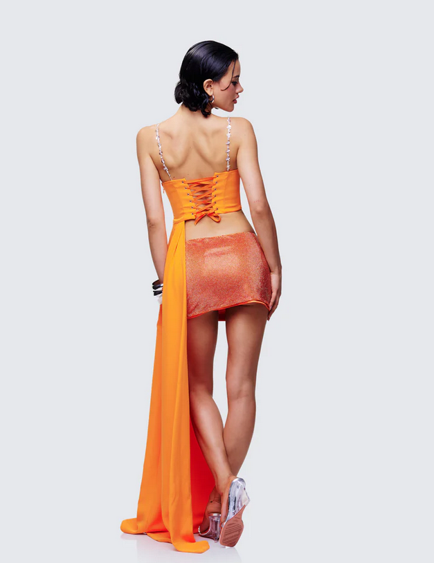 Finesse Bellamy Asymmetric Top