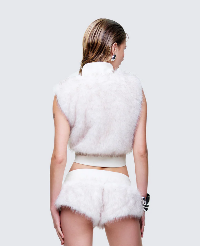 Finesse Larina White Faux Fur Sleeveless Jacket