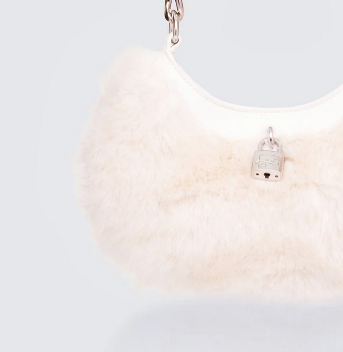 Finesse Dora White Fur Lock Bag