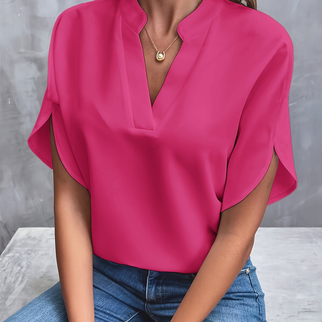 Nabalu Taylor | Relaxed V-Neck Summer Blouse 1