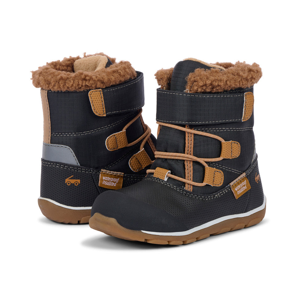 See Kai Run boys Gilman Waterproof/Insulated Raven Black