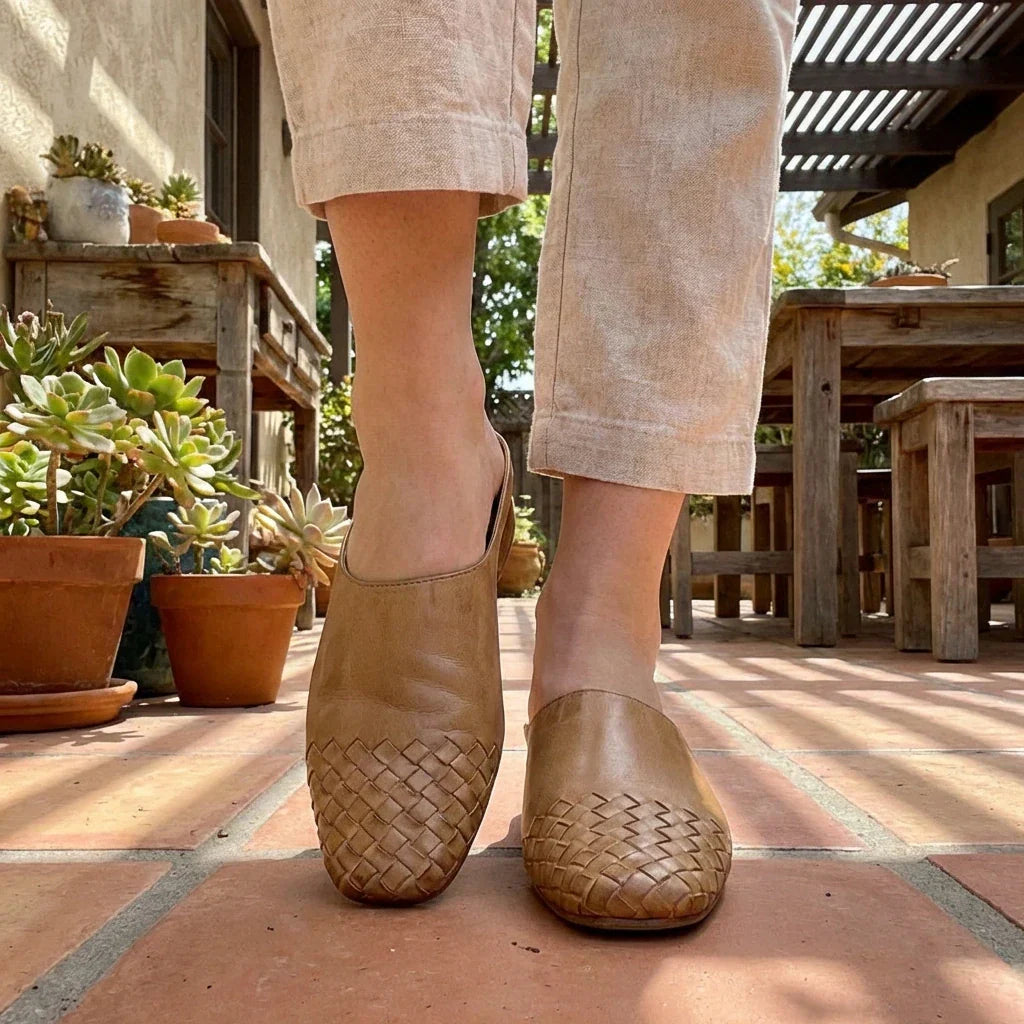 Nabalu Velmirae | Women’s Woven Orthopedic Slip-On Slides