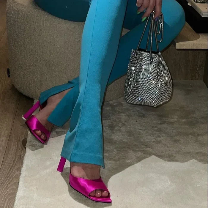 *Brilly Rhinestone Mesh Sparkly Bucket Bag