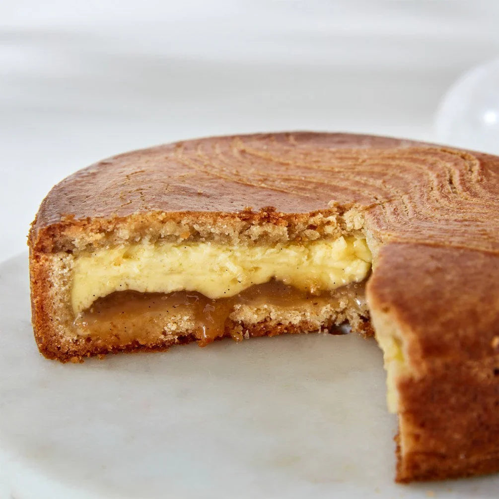 Dandelion Chocolate Cacao-Fruit Gâteau Basque