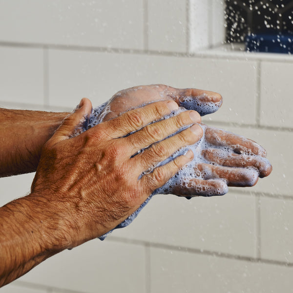 Oars + Alps Anti-Dandruff Shampoo