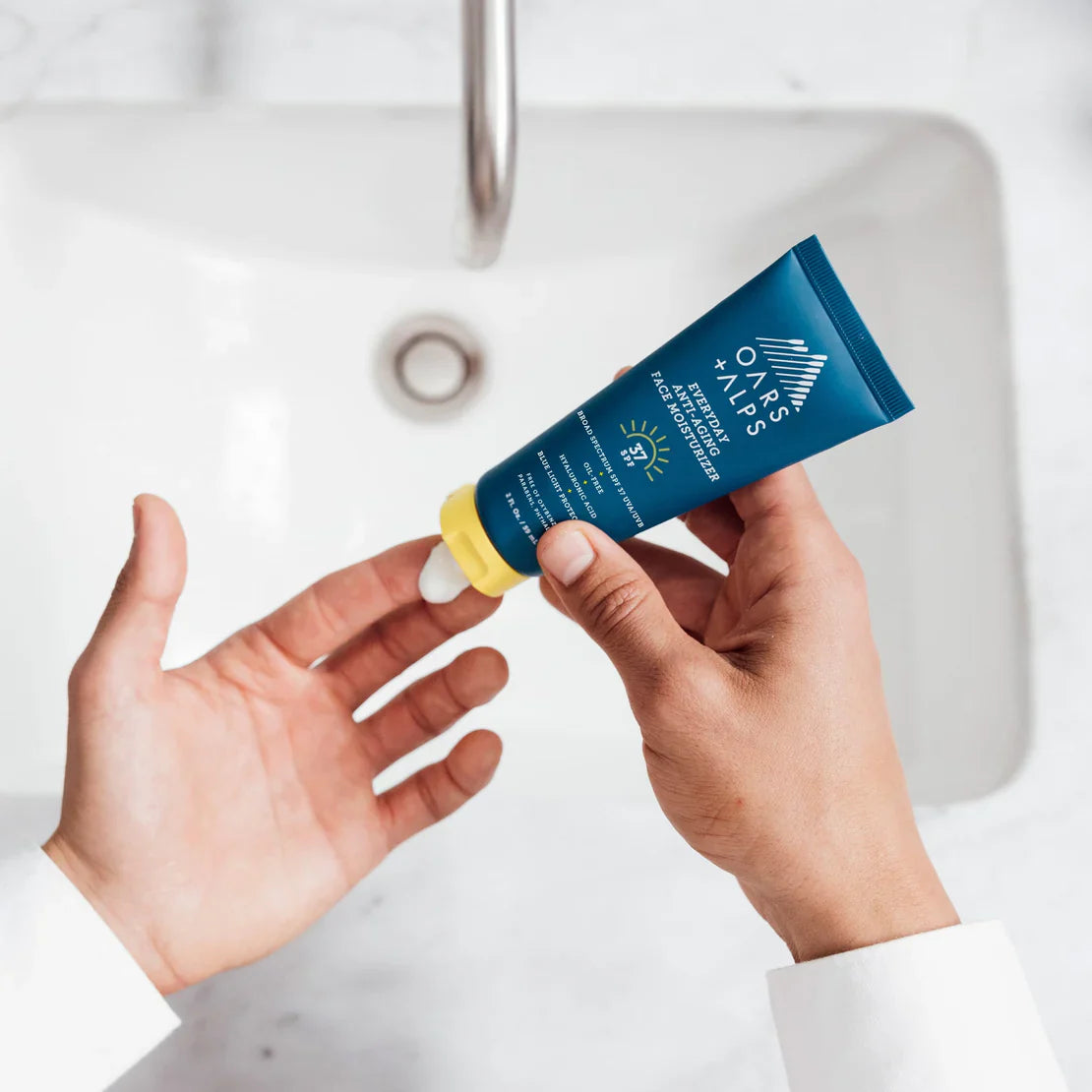 Oars + Alps Everyday Anti-Aging Face Moisturizer with SPF 37