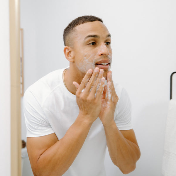 Oars + Alps Hydrating Gel Face Wash