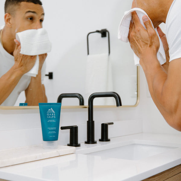 Oars + Alps Hydrating Gel Face Wash