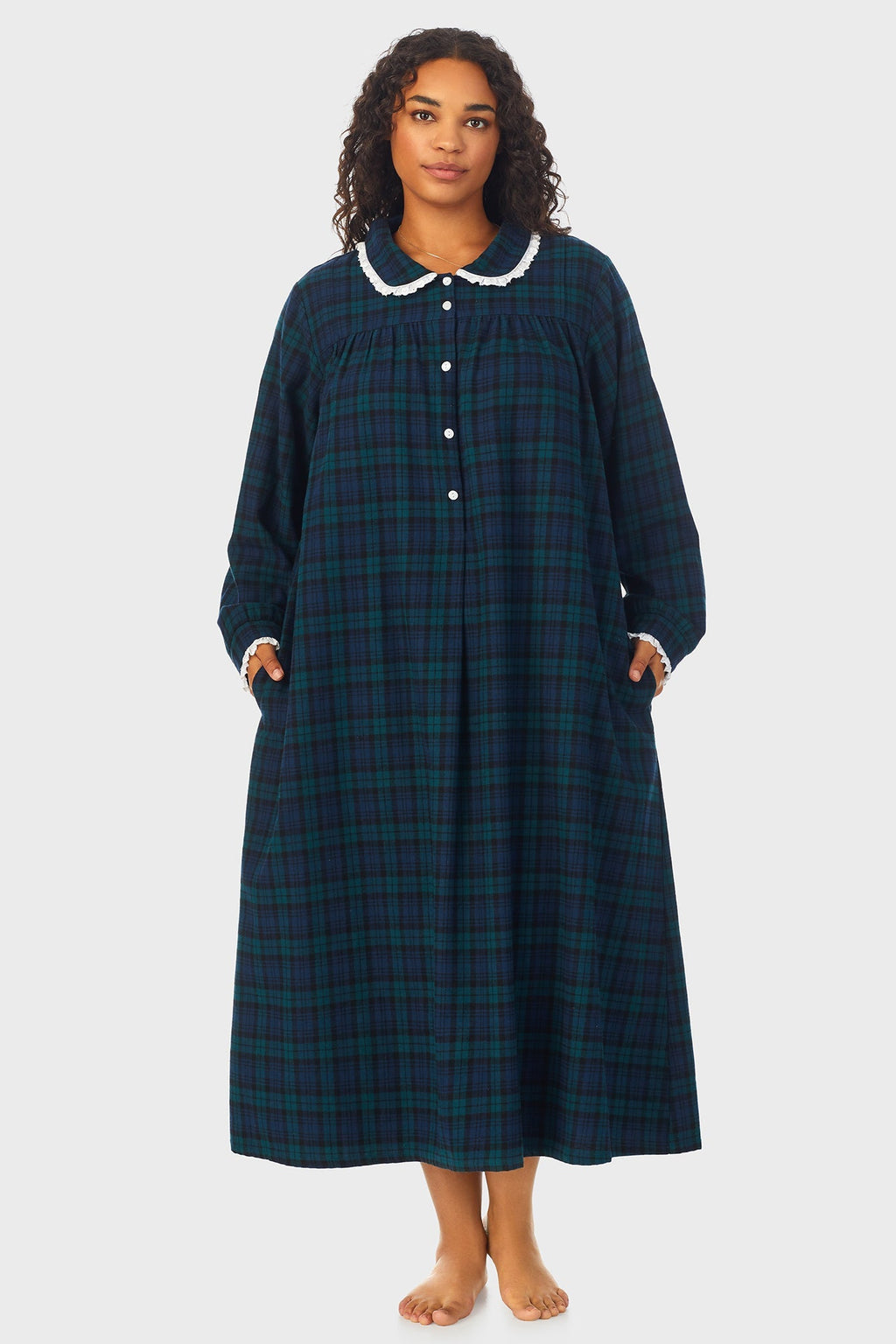 Lanz of Salzburg Women's Black Watch Peterpan Flannel Gown Plus