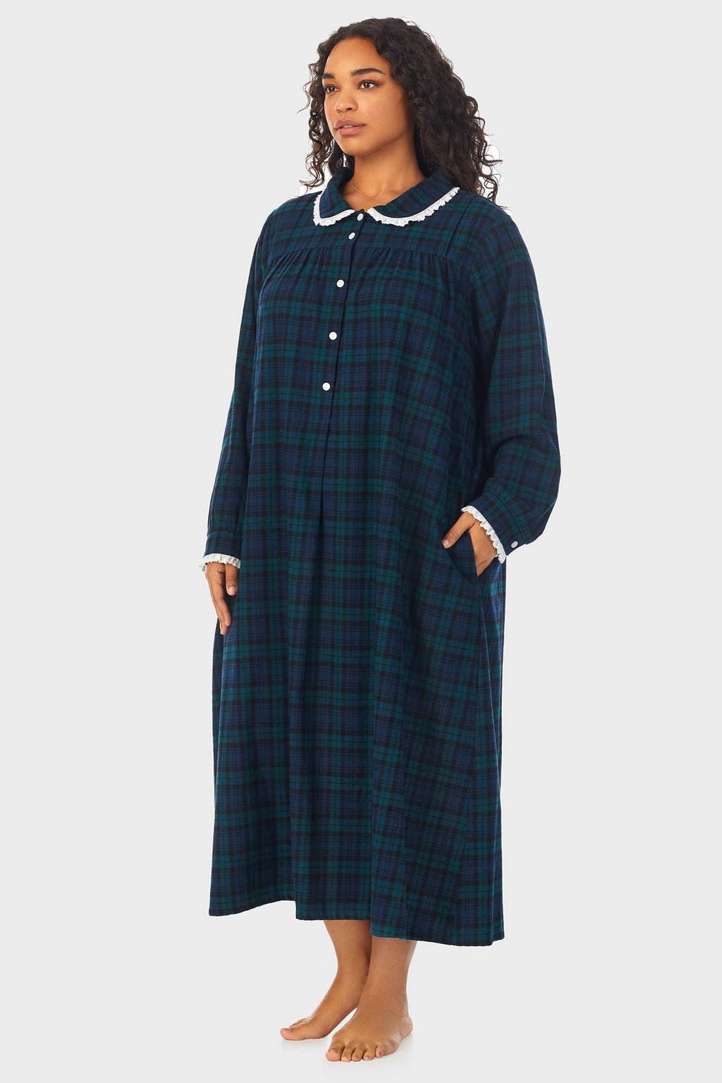 Lanz of Salzburg Women's Black Watch Peterpan Flannel Gown Plus