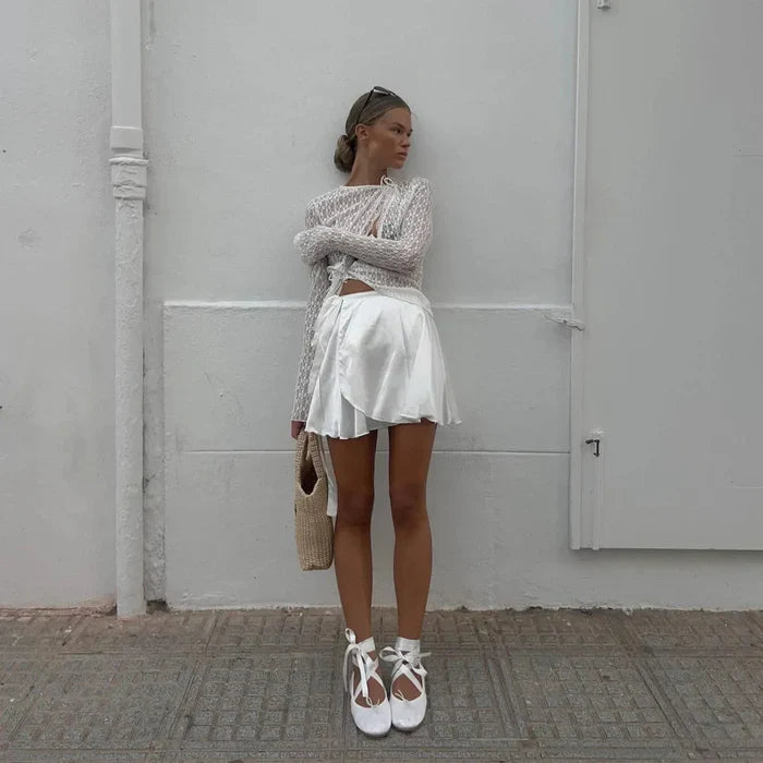 *Sonnet Floral Lace Trim Top