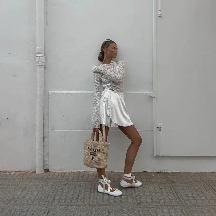 *Sonnet Floral Lace Trim Top